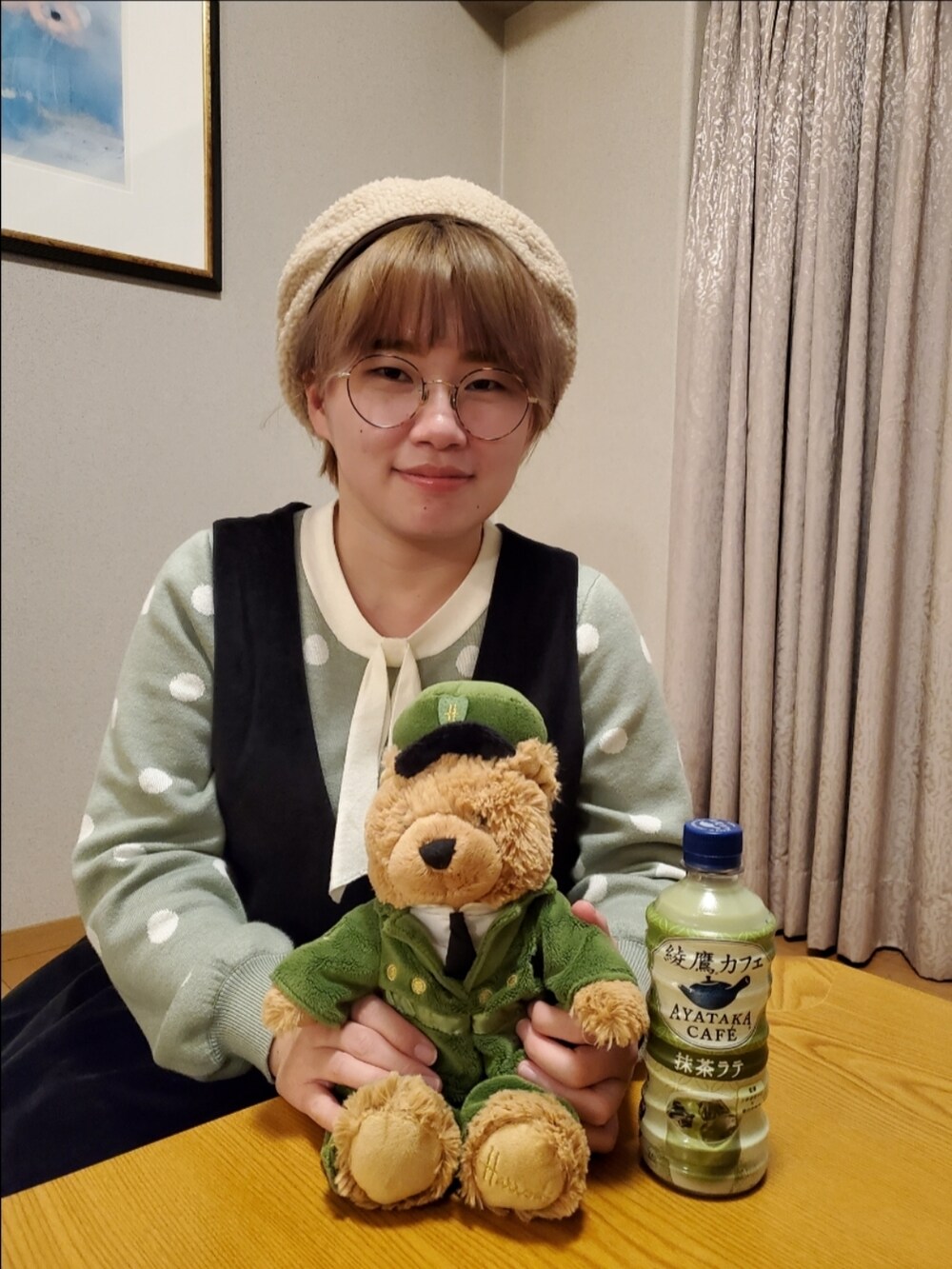 「春のNewスタイル、ootd、街頭穿搭、復古、vintage、大人カジュアル、大人コーデ、低身長、低身長女子」｜「Scottish Houseのアイテム（ニット/セーター、グリーン系）」を使った、呱呱🍯さん（レディース・152cm）の春コーディネートの2枚目の写真