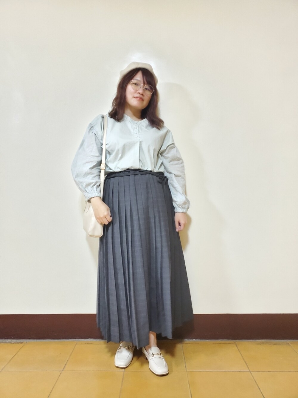 「いまどきジャケット写真、春コーデ、大人カジュアル、大人かわいい、低身長、刺繍シャツ、ootd」｜「Samansa Mos2のアイテム（ノーカラージャケット、ベージュ系）」を使った、呱呱🍯さん（レディース・152cm）の春コーディネートの2枚目の写真