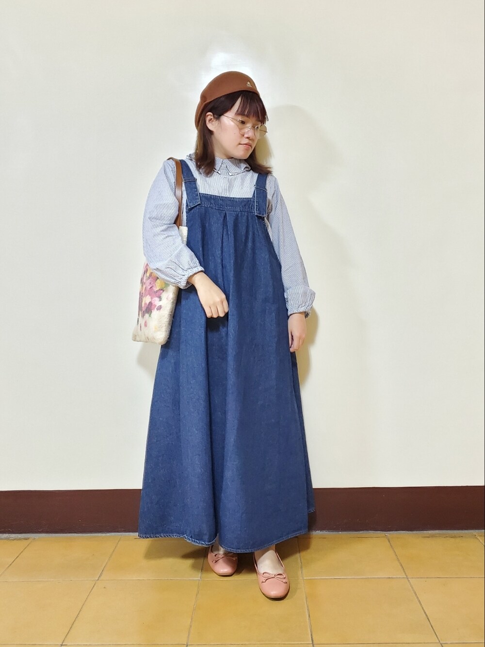 「春服デビュー宣言、大人カジュアル、大人かわいい、低身長、低身長コーデ、Samansa Mos2、KANGOL、街頭穿搭、復古」｜「Samansa Mos2のフリルカラーブラウス（シャツ/ブラウス、ブルー系）」を使った、呱呱🍯さん（レディース・152cm）の春コーディネートの2枚目の写真