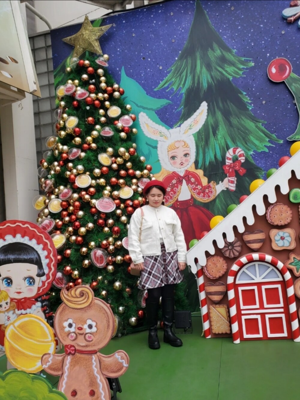 「ootd、大人カジュアル、大人女子、低身長、低身長女子、街頭穿搭、大人コーデ、復古、vintage、差し色、新年一発目」｜「Te chichi TERRASSEの【日比谷花壇コラボ】ツイードノーカラージャケット（ノーカラージャケット、ホワイト系）」を使った、呱呱🍯さん（レディース・152cm）の冬コーディネートの3枚目の写真