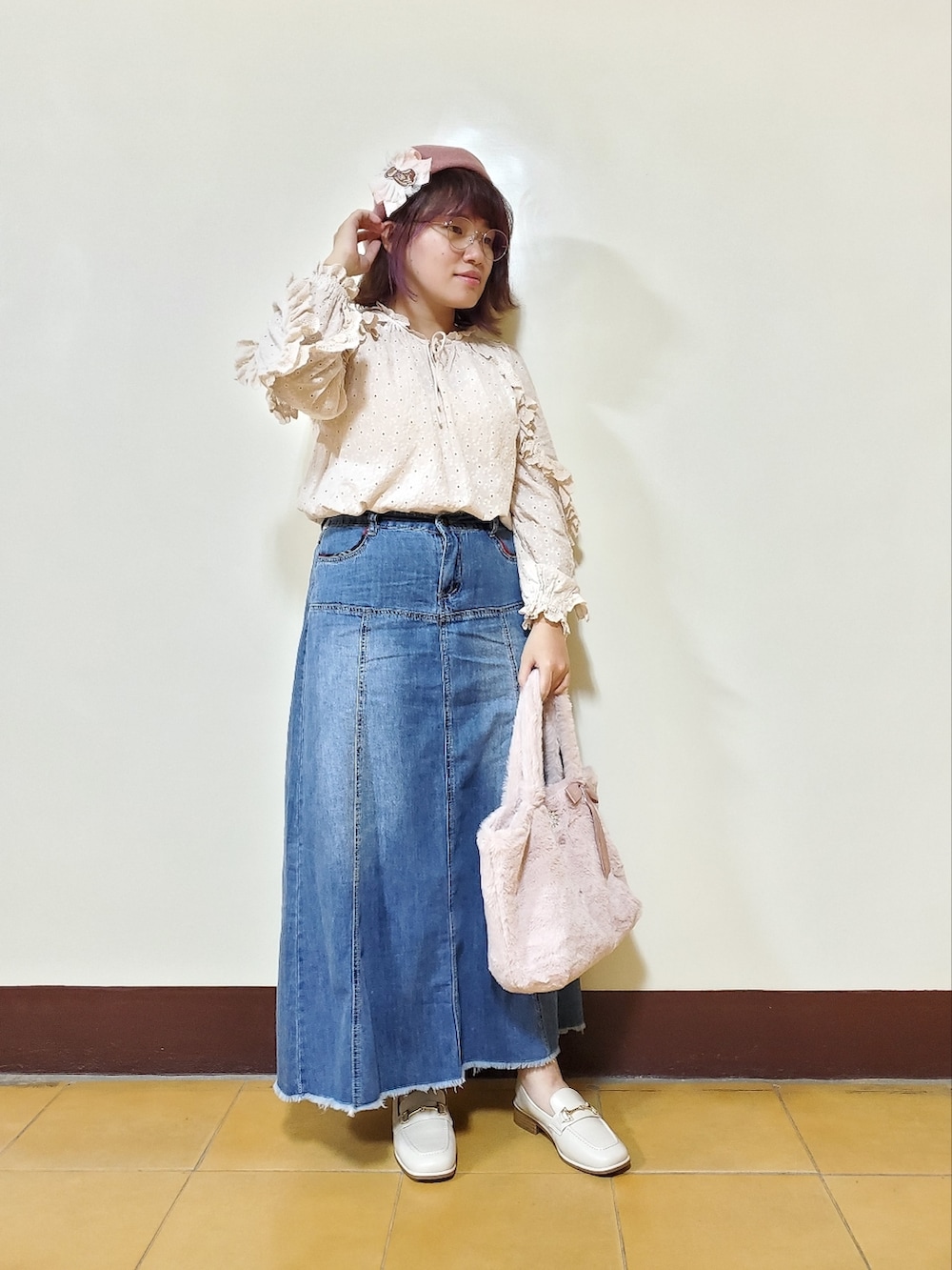 「WEARハロウィン2022、大人カジュアル、大人コーデ、低身長、低身長コーデ、刺繍、刺繍シャツ、ootd、休閒、夏、麻」｜「COCO DEALのアイテム（シャツ/ブラウス、ベージュ系）」を使った、呱呱🍯さん（レディース・152cm）の秋コーディネートの3枚目の写真