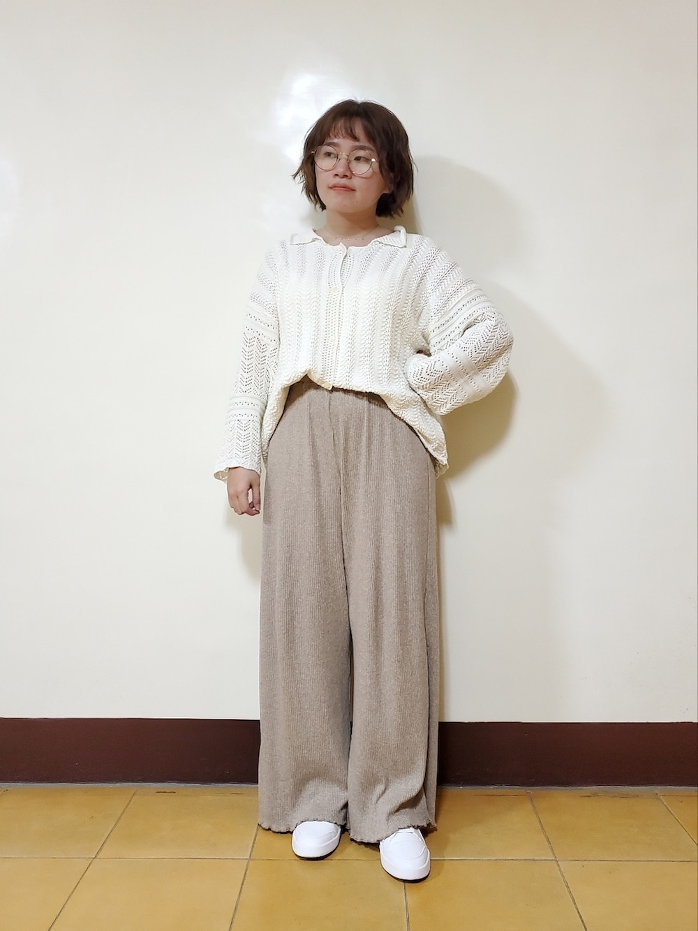 「大人カジュアル、大人コーデ、春コーデ、休閒、透かし柄、低身長、低身長コーデ」｜「Samansa Mos2の透かしニットカーディガン（カーディガン/ボレロ、ホワイト系）」を使った、呱呱🍯さん（レディース・152cm）の春コーディネートの2枚目の写真