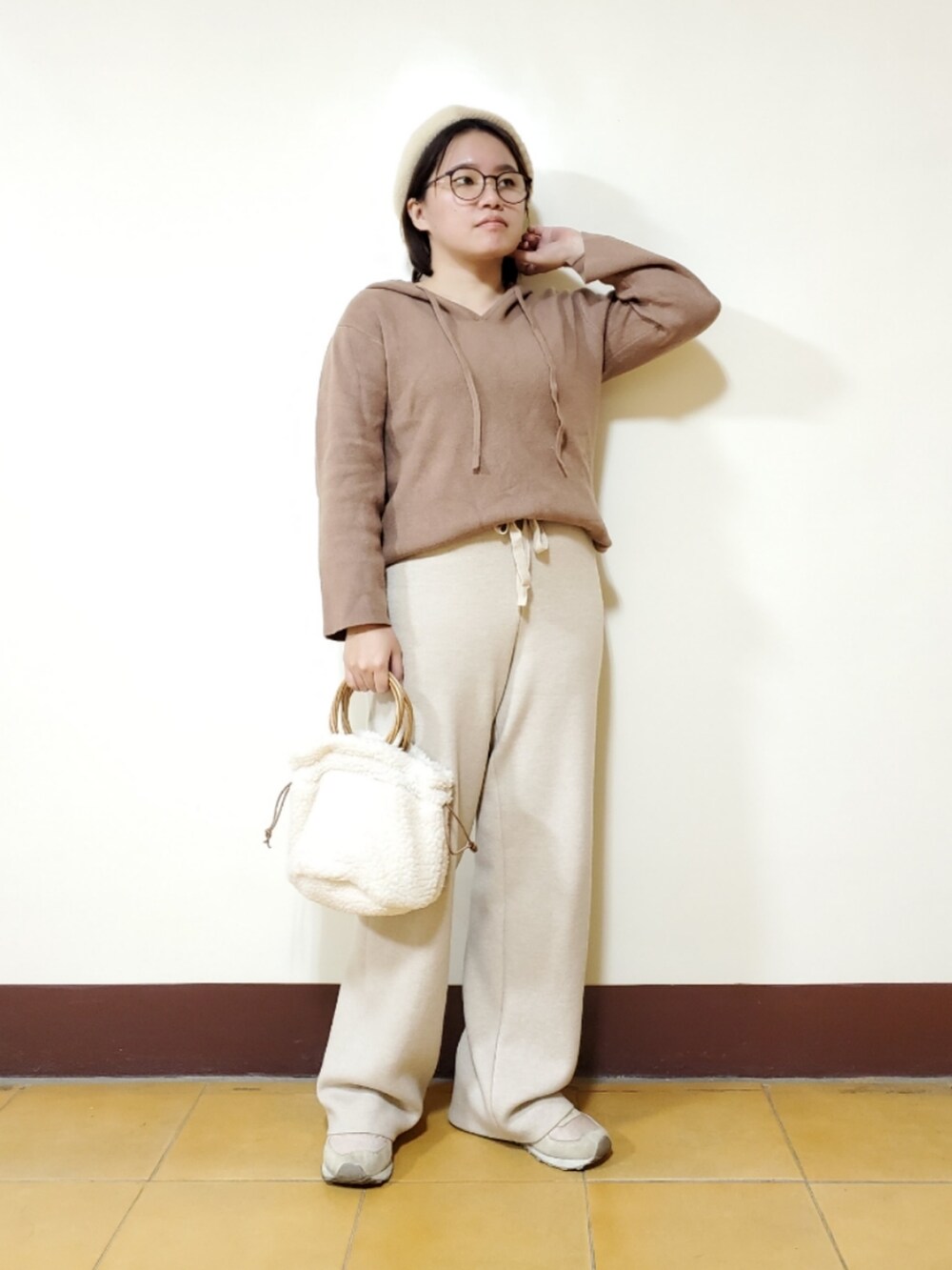 「新星WEARISTAにエントリー、ootd、街頭穿搭、大人カジュアル、大人コーデ、低身長、低身長コーデ、冬コーデ、冬を彩る色いろコーデ」｜「UNIQLOの無縫羽絨連帽外套 BLUE  L（ダウンジャケット/コート、ブルー系）」を使った、呱呱🍯さん（レディース・152cm）の冬コーディネートの2枚目の写真
