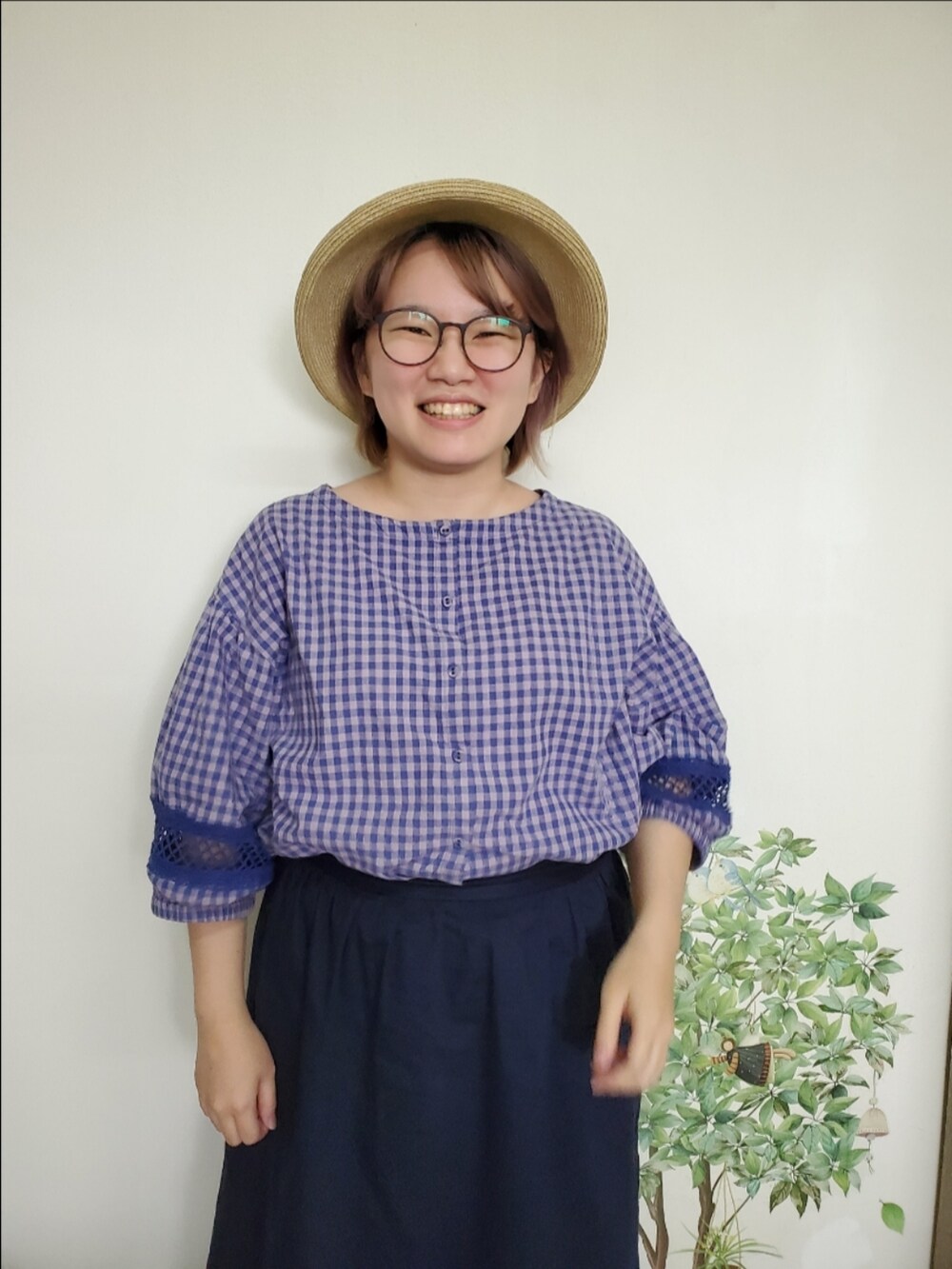 「ootd、夏コーデ、シャツ好き集まれ、街頭穿搭、休閒、復古、大人カジュアル、大人コーデ、低身長コーデ、低身長女子」｜「Samansa Mos2の袖レース切替Tブラウス（シャツ/ブラウス、パープル系）」を使った、呱呱🍯さん（レディース・152cm）の夏コーディネートの4枚目の写真