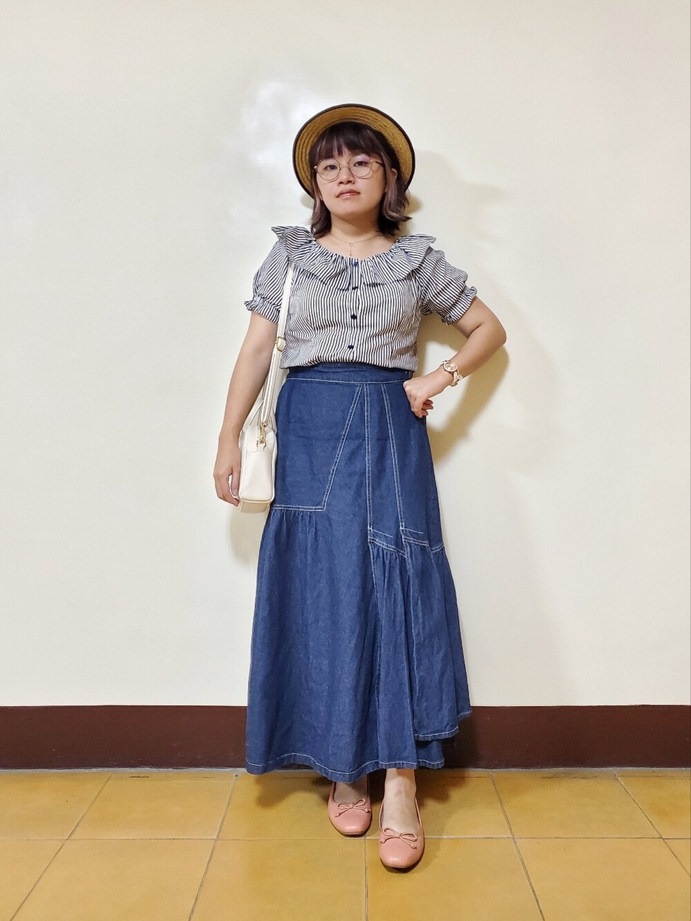 「大人カジュアル、大人コーデ、秋コーデ、夏コーデ、低身長、低身長コーデ」｜「Scottish Houseの【S♥H by Scottish House】大荷葉平口細條上衣(SE1351)

（シャツ/ブラウス、ブルー系）」を使った、呱呱🍯さん（レディース・152cm）の秋コーディネートの2枚目の写真