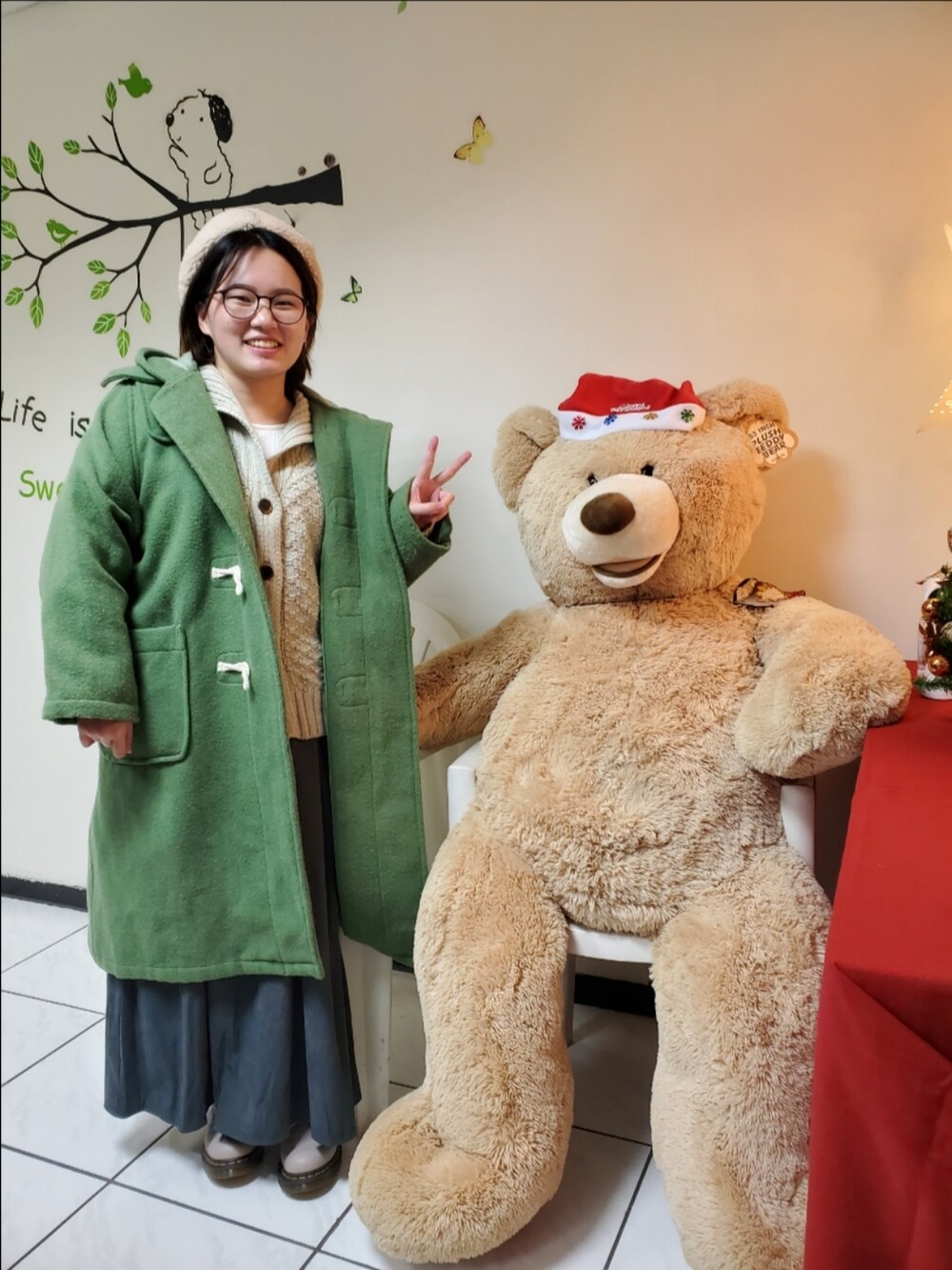 「新星WEARISTAにエントリー、ootd、秋冬コーデ、低身長、低身長女子、大人カジュアル、大人かわいい」｜「QUEEN SHOPのアイテム（ワンピース/ドレス、グレー系）」を使った、呱呱🍯さん（レディース・152cm）の冬コーディネートの2枚目の写真
