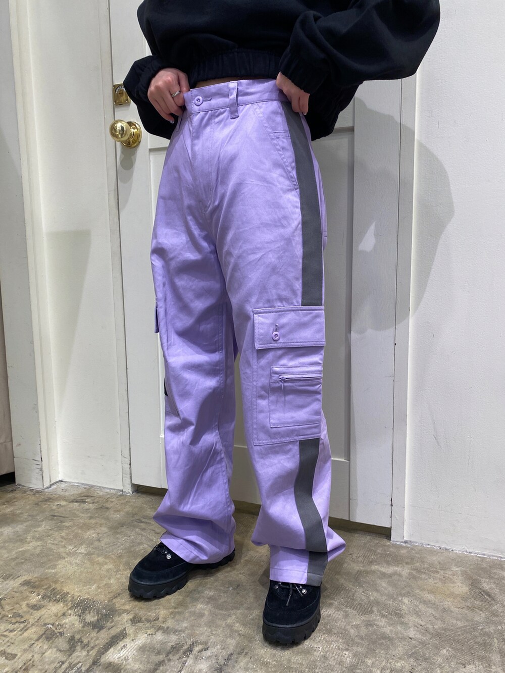 レディースの春コーディネートの4枚目の写真