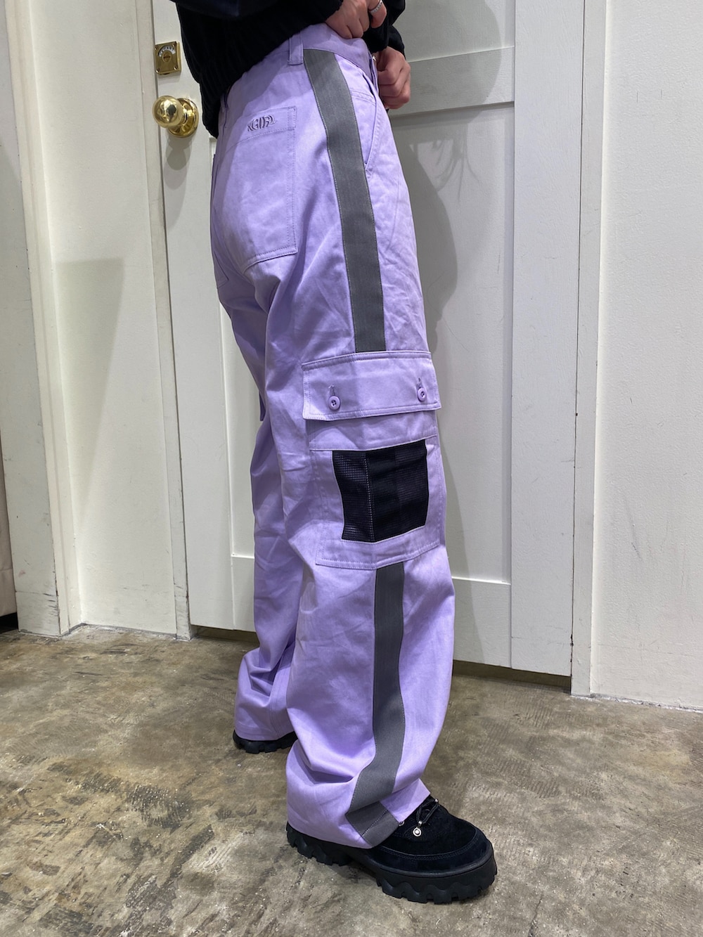 レディースの春コーディネートの3枚目の写真