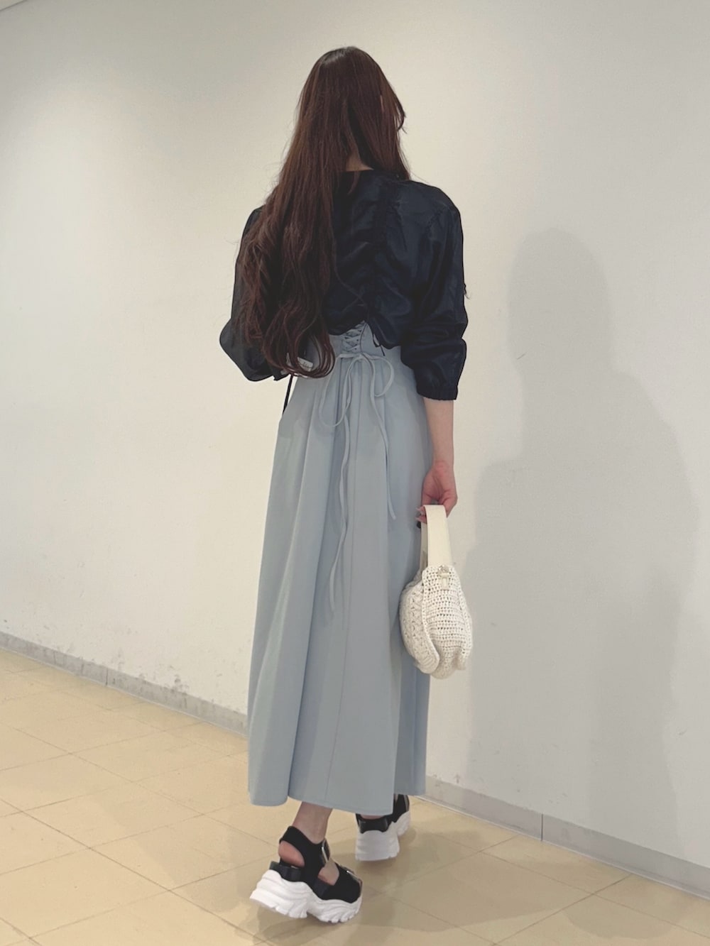 「MERCURYDUOのリネンライクバックレースアップワンピース(ワンピース、グリーン系)」を使った、ayamoさん(レディース・165cm)の夏コーディネートの4枚目の写真