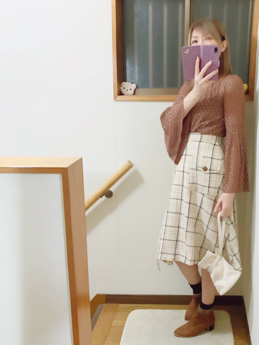 「フレアスカート、フリンジ、チェック柄、Lily Brown、リリーブラウン、JILLSTUART、JILL by Jillstuart、ショートブーツ、フレアスリーブ」|「ORiental TRafficの茶系のショートブーツ🥾シアーチェックがポイント💡 ̖́-可愛い🥰(ブーツ、ブラウン系)」を使った、mami太郎さん(レディース・162cm)の冬コーディネートの2枚目の写真