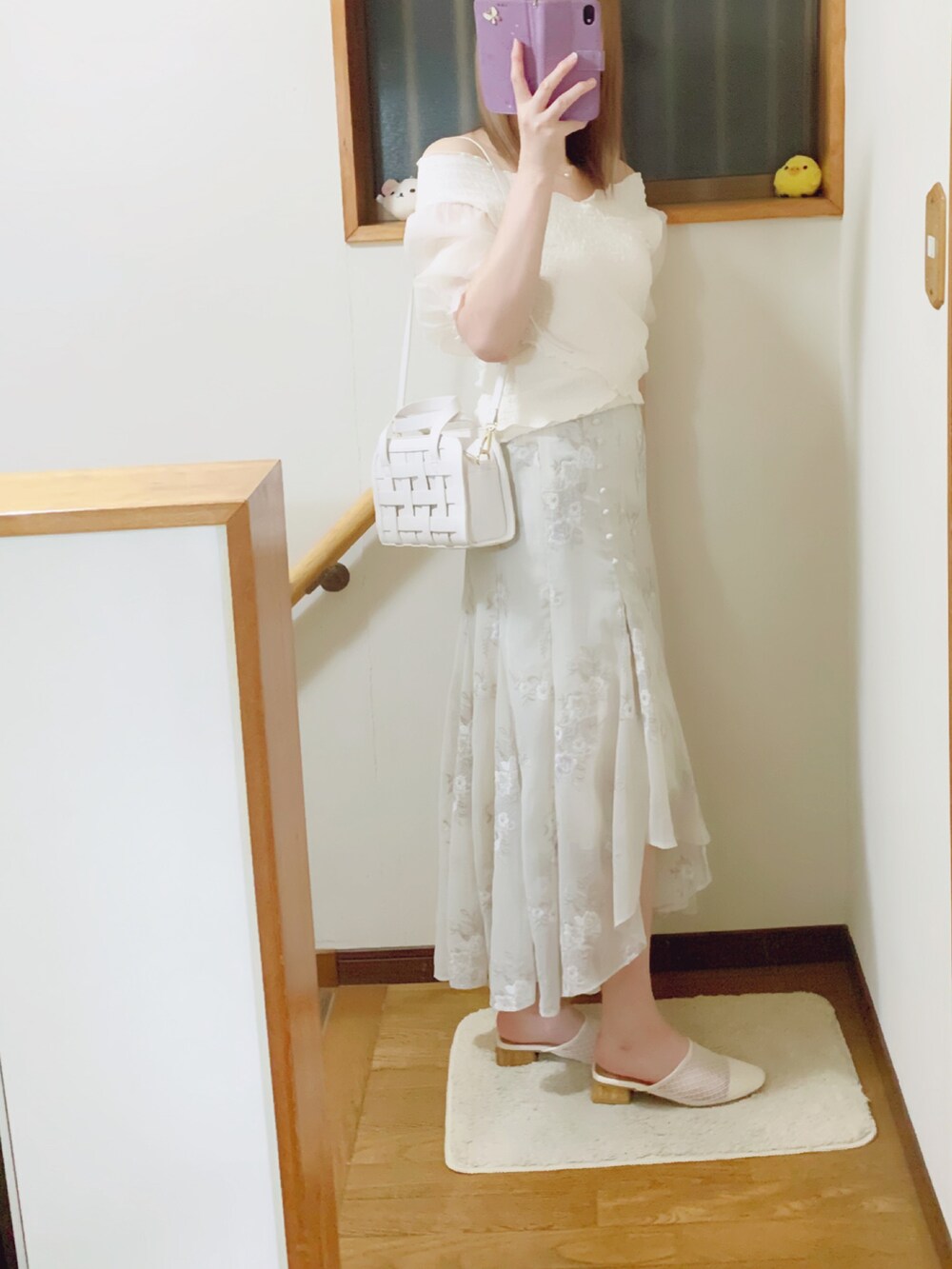 「刺繍、ホワイト、ホワイトコーデ、カシュクール、MERCURYDUO(MERCURYDUO)」｜「しまむらのyumiさんコラボ🍀ミュール👡（サンダル、ホワイト系）」を使った、mami太郎さん（レディース・162cm）の夏コーディネートの2枚目の写真