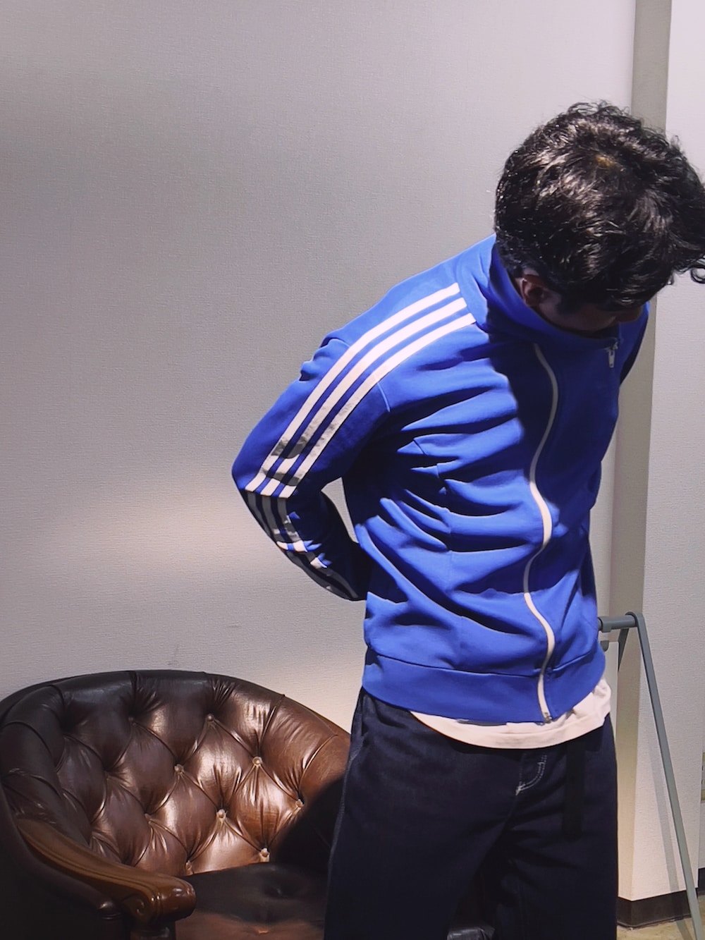 「古着、古着MIX、adidas、ジャージ、トラックジャケット、デニム、アディダス、相互フォロー」｜「adidasのアイテム（ジャージ、ブルー系）」を使った、-age.-さん（メンズ・166cm）の夏コーディネートの2枚目の写真