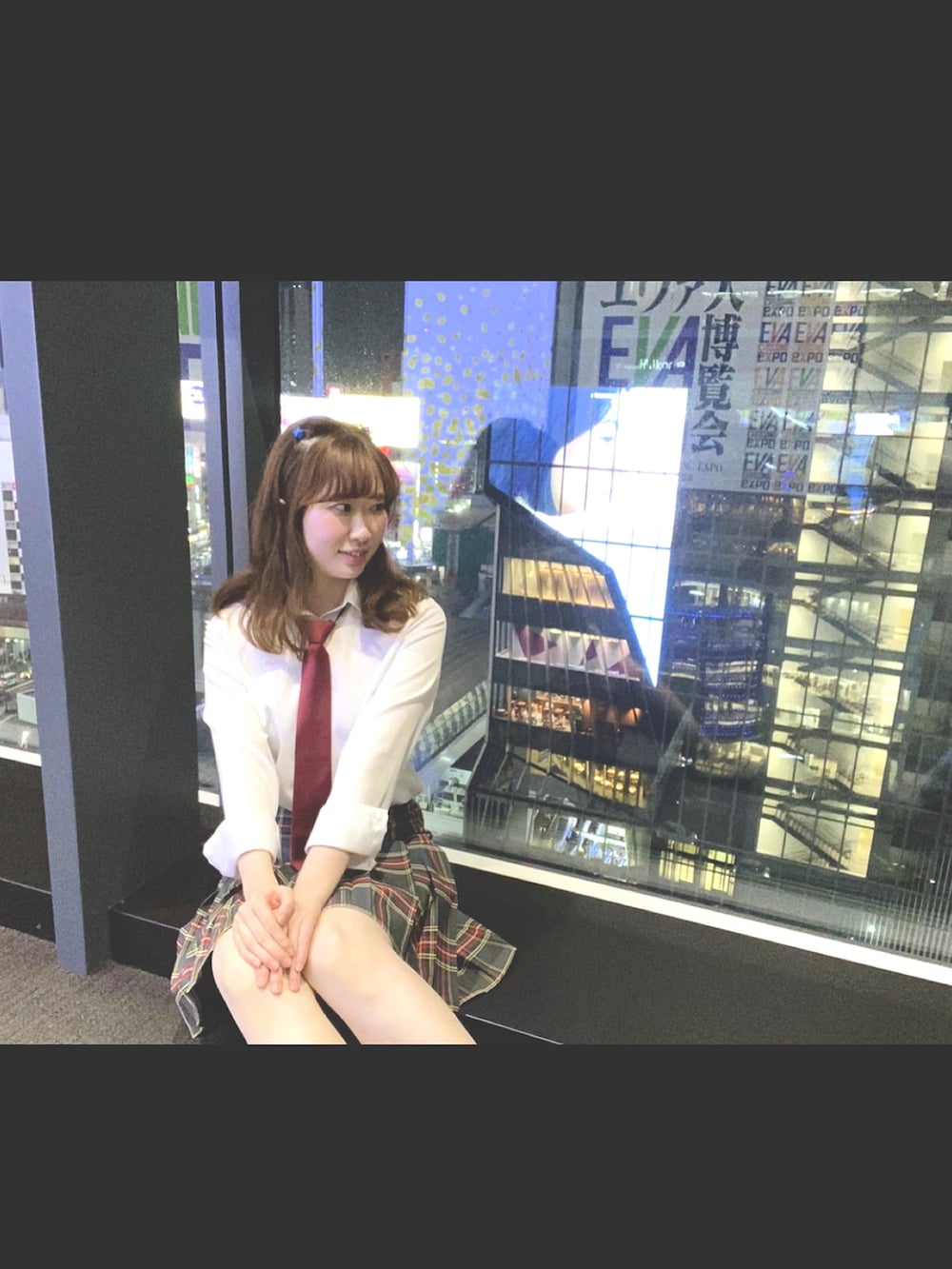 「大人コーデ、秋のコーデ、チェック、韓国制服、制服、スカート、大人女子、夏コーデ、高校生、JK、学生、ネクタイ、ネクタイコーデ、大人かわいい、かわいい」｜「NETのアイテム（トップス、ホワイト系）」を使った、nanaさん（レディース・155cm）の夏コーディネートの5枚目の写真