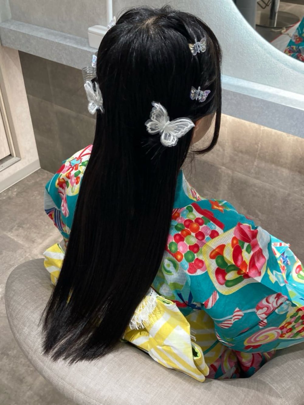 「浴衣、夏コーデ、推し活、休日スタイル、夏ファッション、大人かわいい」｜「kimonomachiの浴衣（浴衣、ブルー系）」を使った、pickaliceさん（骨格ナチュラル・レディース・158cm）の夏コーディネートの2枚目の写真