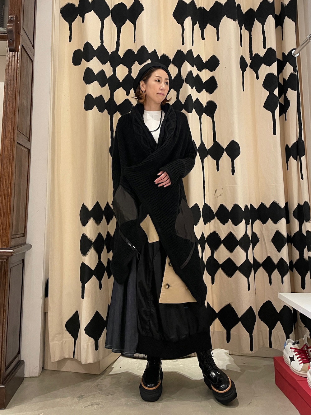 「オトナカジュアル、モヘアカーディガン、秋カラー、大人可愛い、秋服準備はじめました、ROYAL FLASH、UN3D.、KMRii」｜「KMRiiのアイテム（カーディガン/ボレロ、ブラック系）」を使った、kazuyoさん（レディース・165cm）の秋コーディネートの2枚目の写真