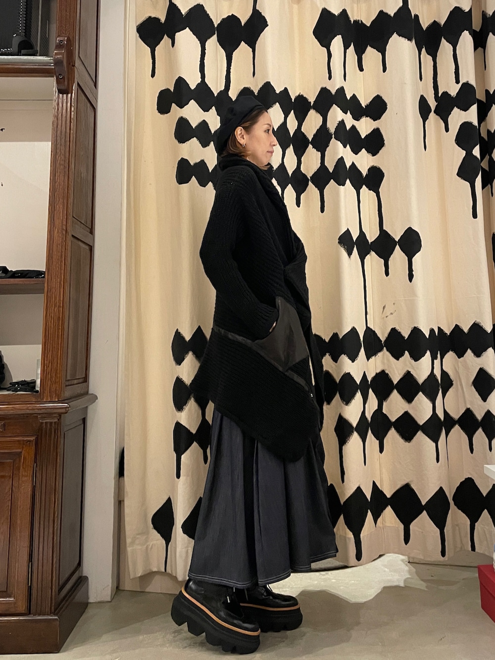 「オトナカジュアル、モヘアカーディガン、秋カラー、大人可愛い、秋服準備はじめました、ROYAL FLASH、UN3D.、KMRii」｜「KMRiiのアイテム（カーディガン/ボレロ、ブラック系）」を使った、kazuyoさん（レディース・165cm）の秋コーディネートの4枚目の写真