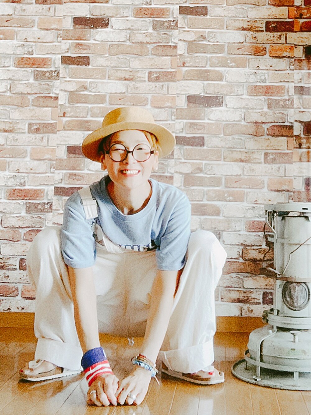 「夏のTシャツフェス、ビルケンシュトック、ランドリー、カンカン帽、RNA、GU、好きな服を着隊、我が道をゆく隊、ジェンダーレス部、WEAR昭和部、オバオル友の会、オーバーオールLOVEの会」｜「Laundryのアイテム（Tシャツ/カットソー、ブルー系）」を使った、ずんちゃ🌞さん（レディース・163cm）の夏コーディネートの4枚目の写真