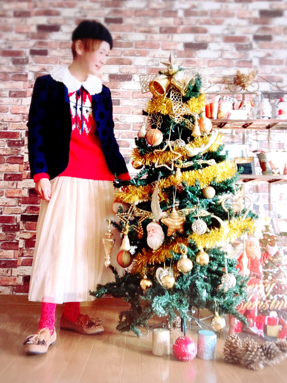 「クリスマスコーデ、リボンタイ、つけ襟、チュールスカート、ビームスボーイ、ドット、ベレー帽、好きな服を着隊、我が道をゆく隊、ジェンダーレス部、WEAR昭和部」｜「BEAMS BOYのBEAMS BOY / フロッキープリント DOT 3ボタン ジャケット（テーラードジャケット、ブルー系）」を使った、ずんちゃ🌞さん（レディース・163cm）の冬コーディネートの4枚目の写真
