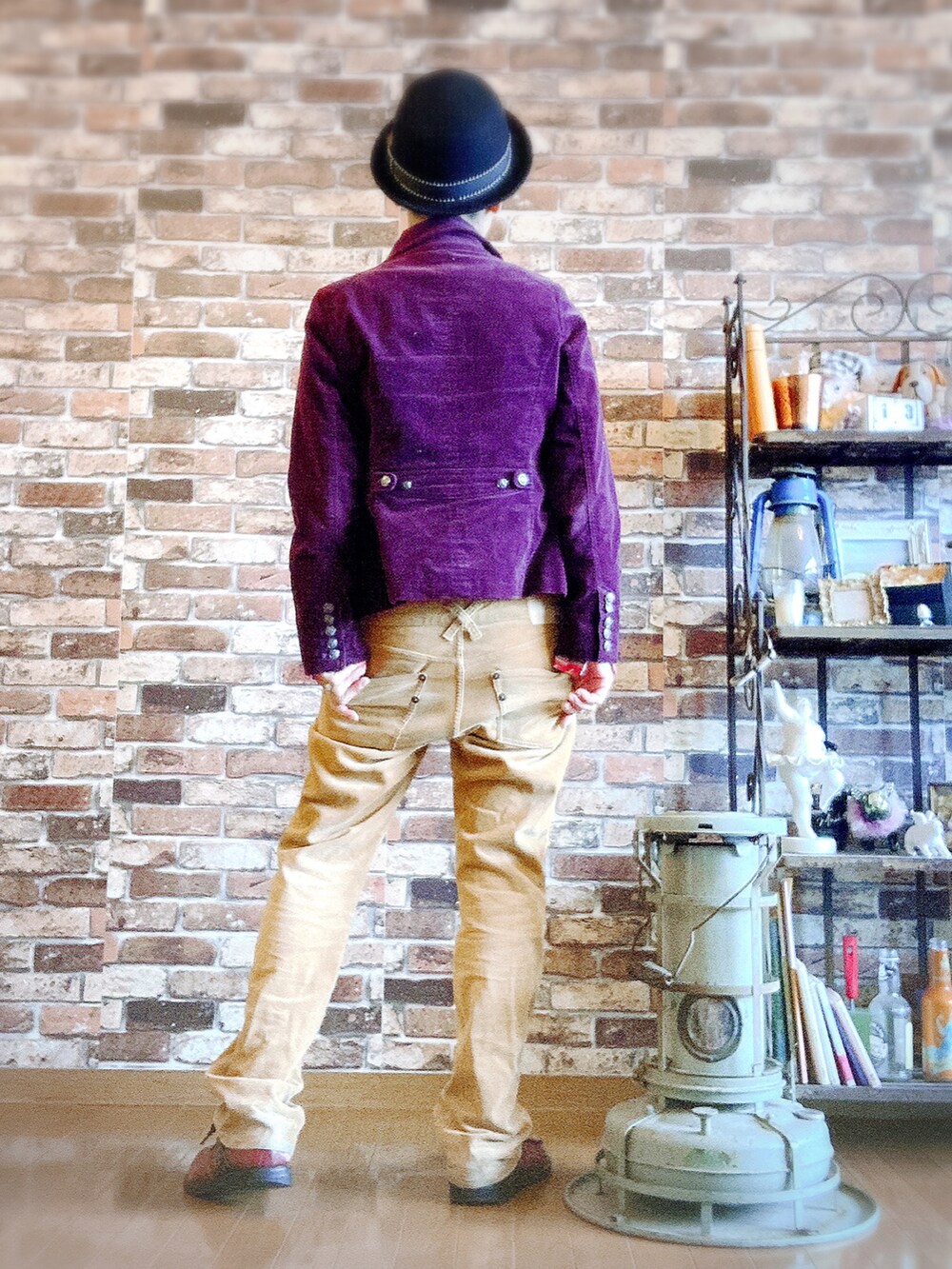「レトロ、オバオル友の会、オーバーオールLOVEの会、トミーヒルフィガー、ヴィヴィアンウエストウッド、好きな服を着隊、我が道をゆく隊、ジェンダーレス部、WEAR昭和部」｜「LIPSTARのアイテム（テーラードジャケット、パープル系）」を使った、ずんちゃ🌞さん（レディース・163cm）の春コーディネートの3枚目の写真