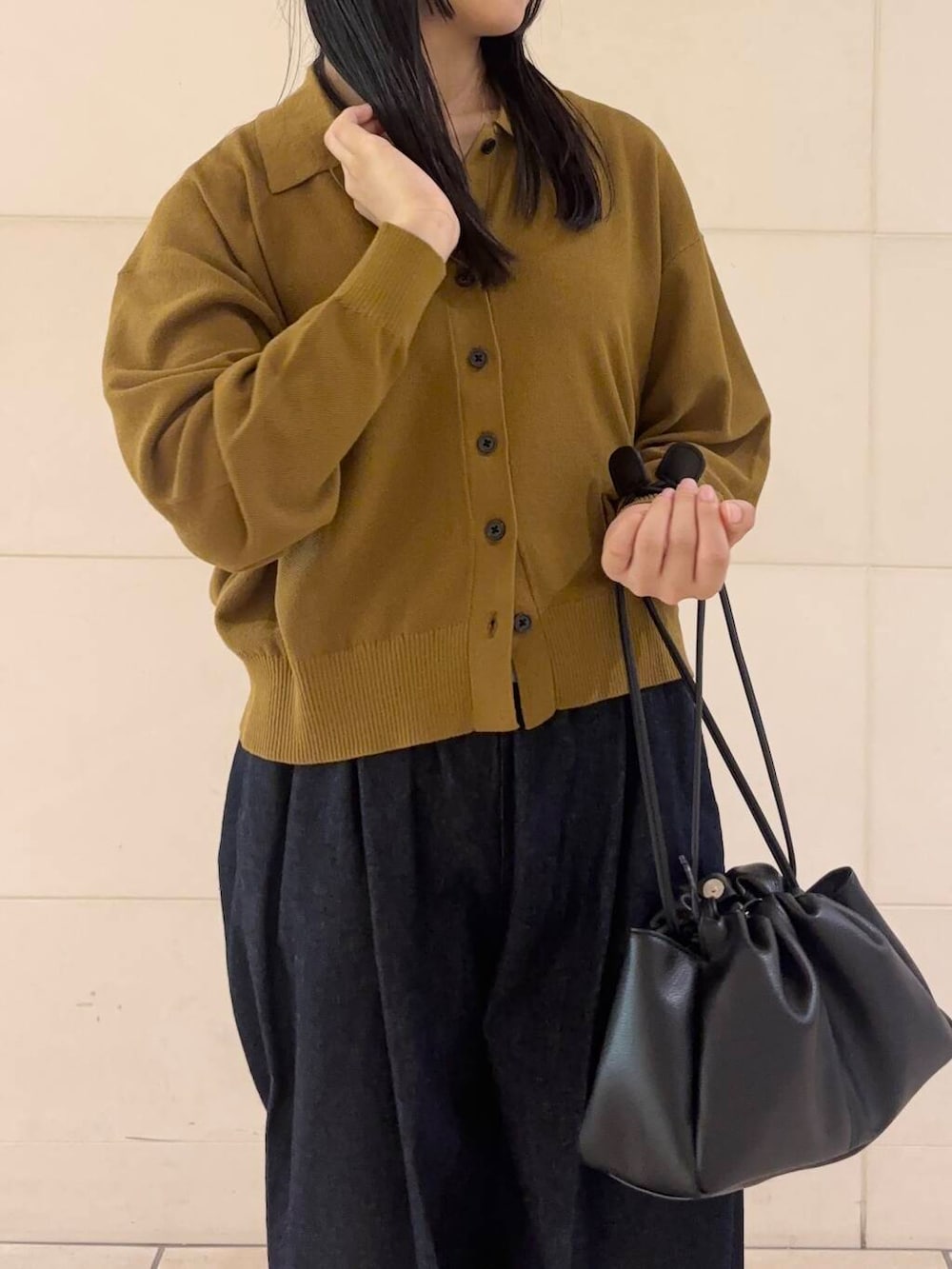 「大人カジュアル、カジュアルコーデ、シンプルコーデ、かぐれ、低身長、アーバンリサーチドアーズ、newarrival、休日スタイル、低身長コーデ、新作、機能性素材、綺麗めパンツ、旅行コーデ、イエベ秋、ナチュラル×イエベ秋」｜「FORK&SPOONのFORK&SPOON　フライスタンクトップ（タンクトップ、ホワイト系）」を使った、chihiroさん（レディース・153cm）の夏コーディネートの6枚目の写真