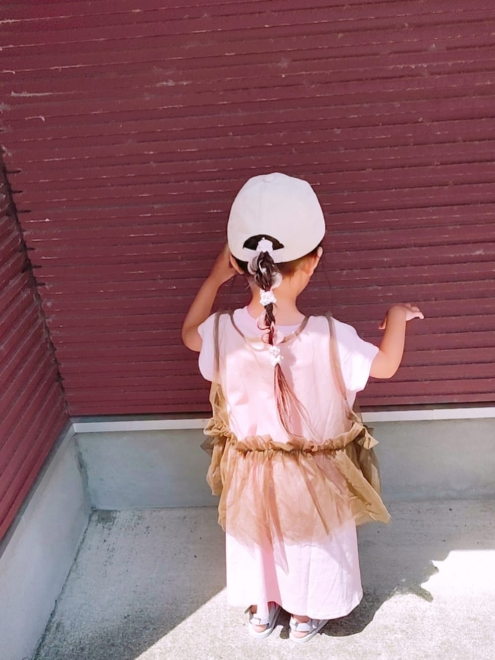 「キッズファッション、女の子コーデ、ワンピース、チュールワンピ、フレンチスリーブ」｜「MARKEY'Sの2ピースチュールワンピース（ワンピース、ピンク系）」を使った、rinさん（キッズ・100cm）の夏コーディネートの2枚目の写真