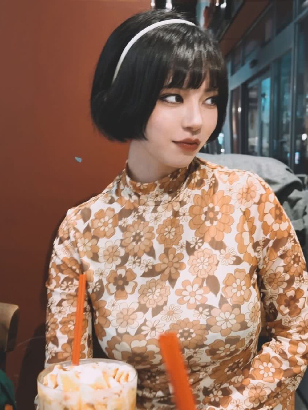 「シンプルコーデ、大人かわいい、おでかけコーデ、レトロ、今日のコーデ、いいね、save、フォローお願いします🤑」｜「sheinのアイテム（ワンピース/ドレス、イエロー系）」を使った、綺蝶レナ(Lena Kicho)さん（レディース・147cm）の夏コーディネートの2枚目の写真