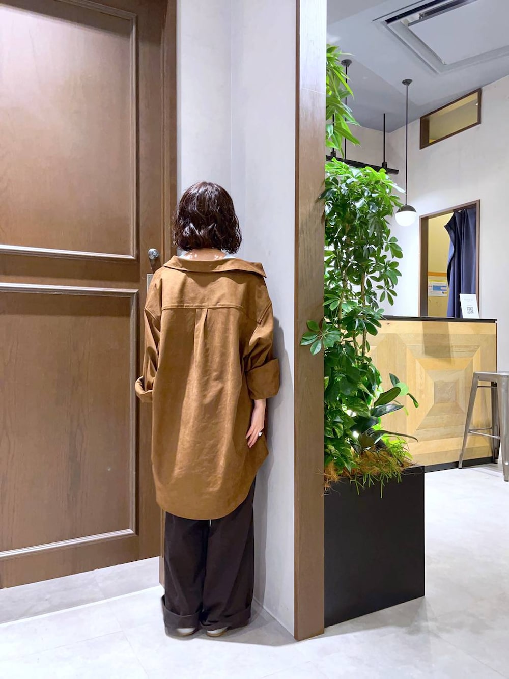 「ジャケット、ジャケットスタイル、タンクトップ、ワイドパンツ、チノパン、低身長、個性派、カジュアル、ストリート、きれいめ、オーバーサイズ、RAGEBLUE」｜「RAGEBLUEのベルト付きチノワイドストレートパンツ（チノパンツ、ブラウン系）」を使った、nasuumy10さん（レディース・151cm）の夏コーディネートの5枚目の写真