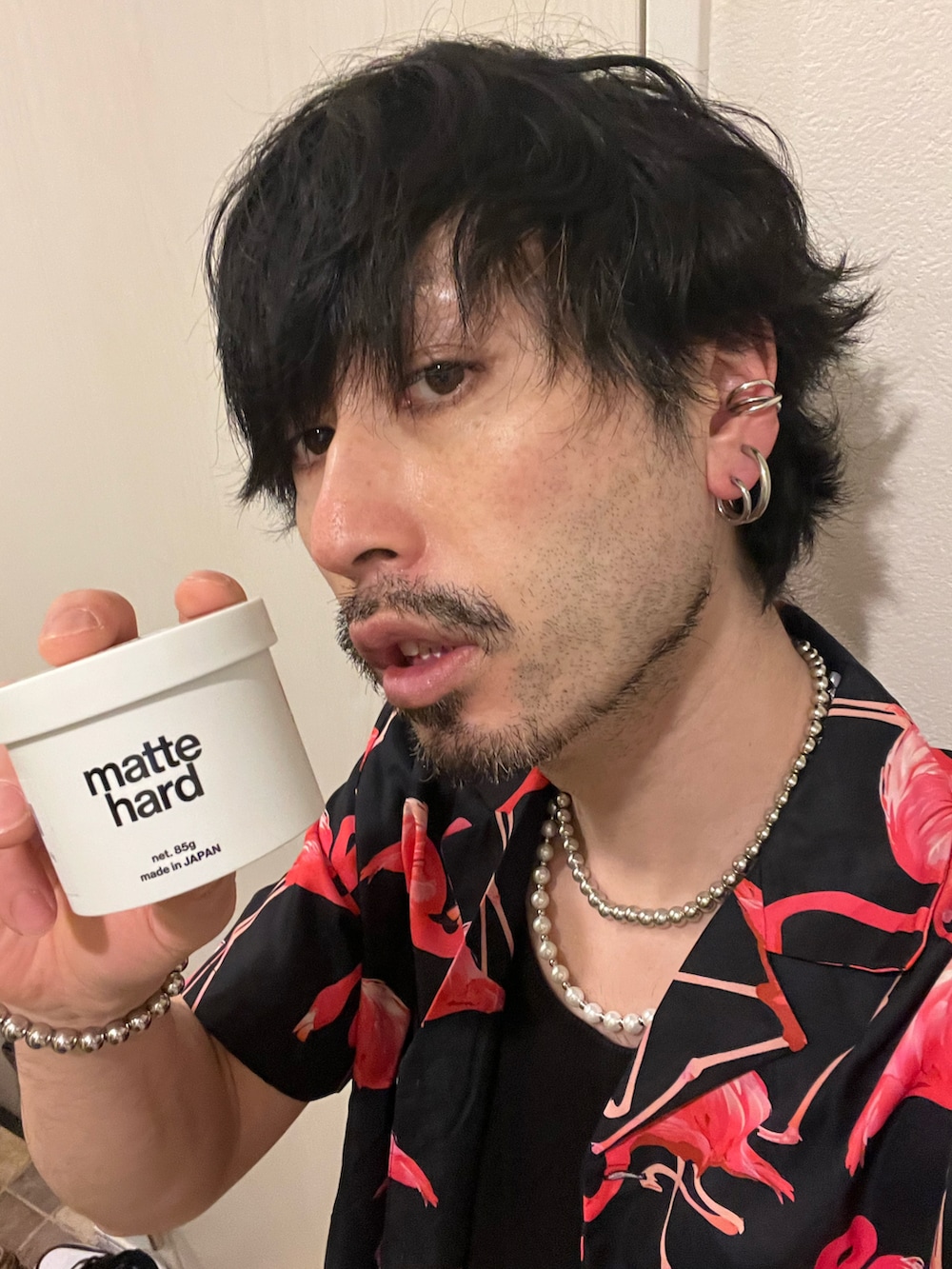 「お洒落さんとつながりたい、ストリート、ストリートMIX、ストリートコーデ、ストリートファッション、ストリートカジュアル、柄シャツ、デニム、トートバッグ、タンクトップ、いいね、save、フォローお願いします🤑、過去の投稿も見て頂けたら嬉しいです😊、フォルダインありがとうございます❤︎、フォローミー、shein」｜「kutirの【調節自由】サークルリングベルト（ベルト、ブラウン系）」を使った、shinyaさん（メンズ・168cm）の春コーディネートの3枚目の写真