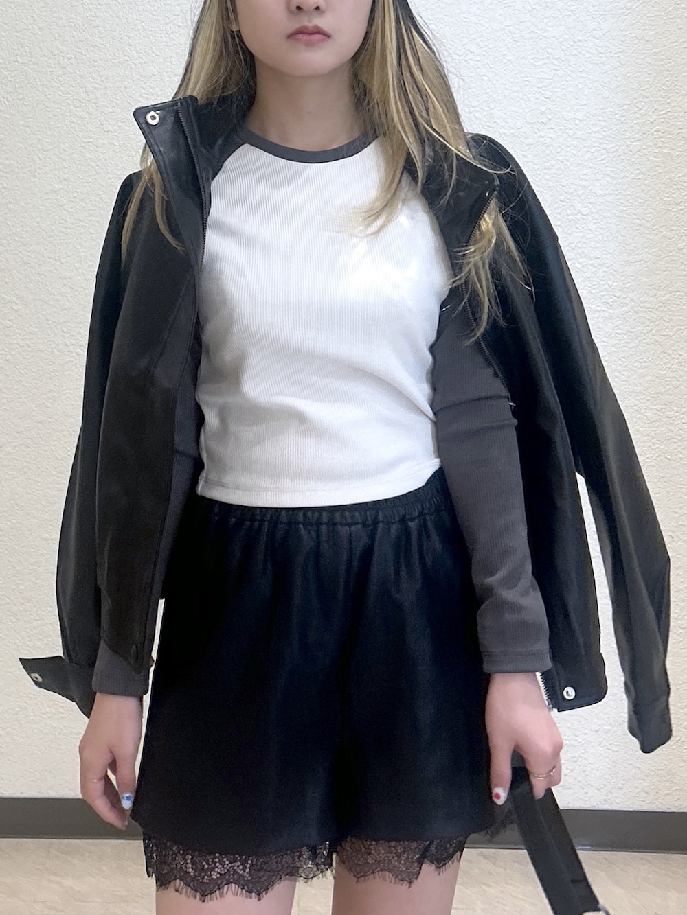 レディースの冬コーディネートの2枚目の写真