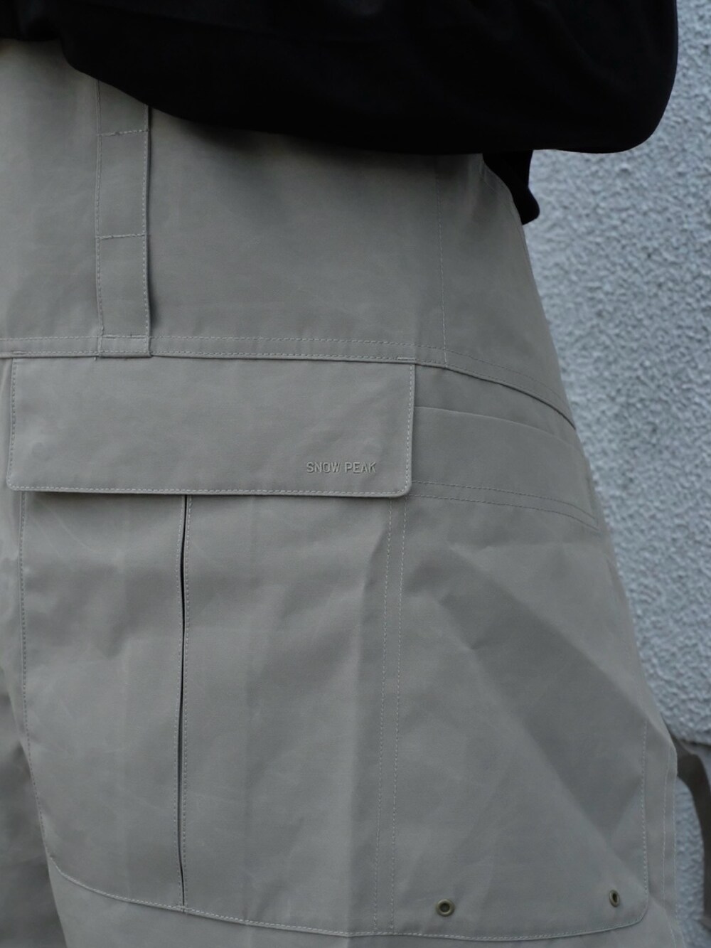 「Snow PeakのPe/Co Weather Apron（エプロン、グレー系）」を使った、Shiho Watanabeさん（レディース・164cm）の夏コーディネートの6枚目の写真