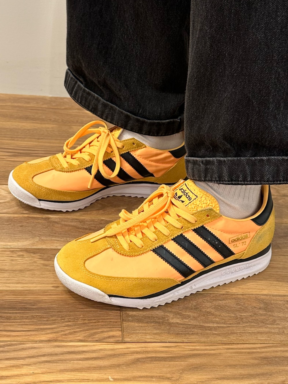 SL 72 RSのアディダスコーデ【アディダス公式】