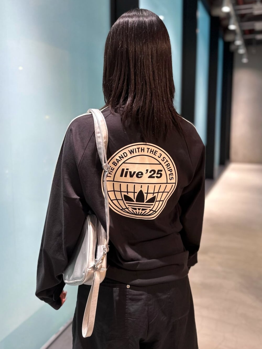 adidas Originals × Oasis ツアー スリーストライプス 長袖T