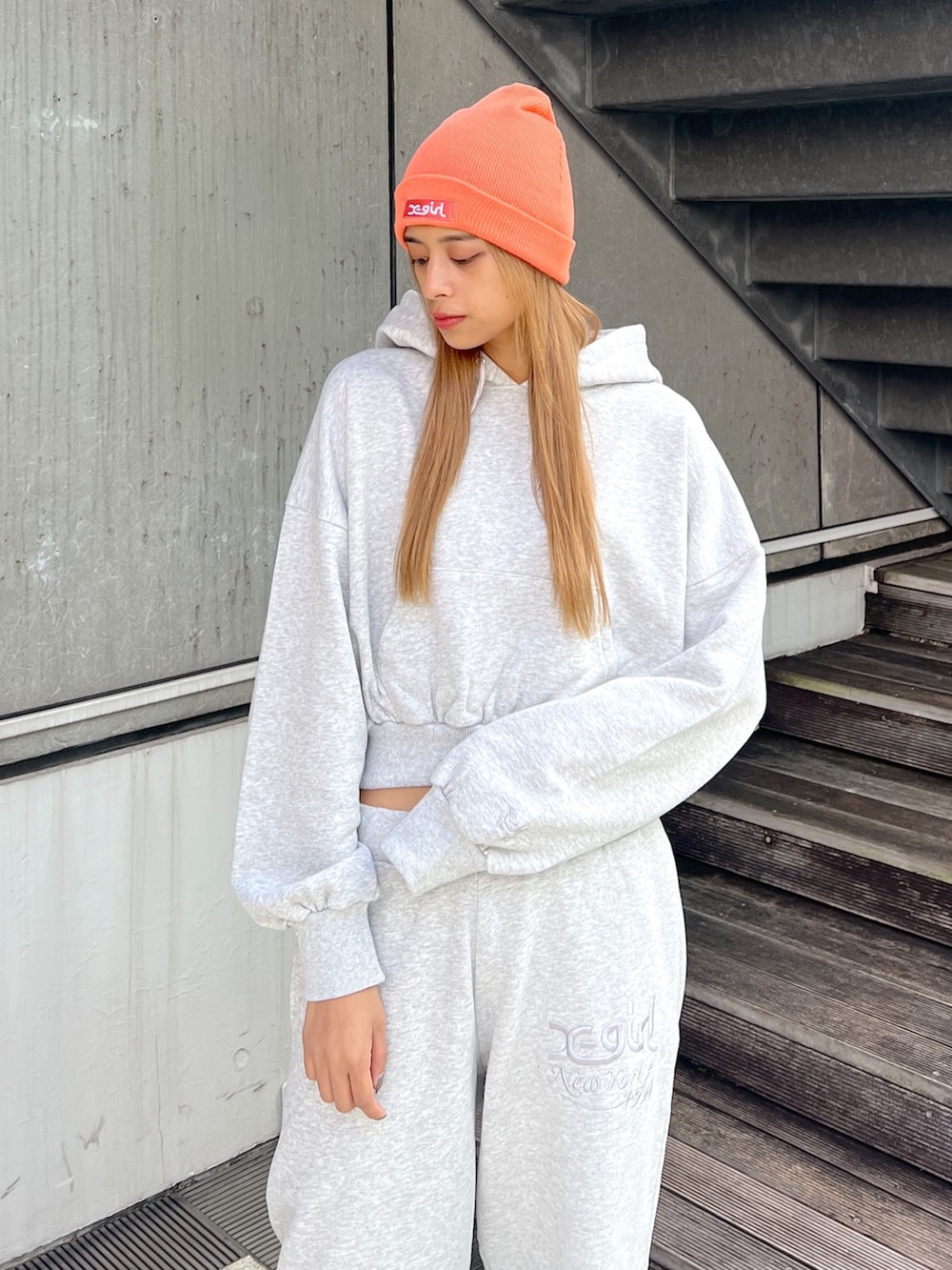 X-girl スウェット セットアップ Pamela(X-girl Store)｜X-girlのスウェットパンツを使った