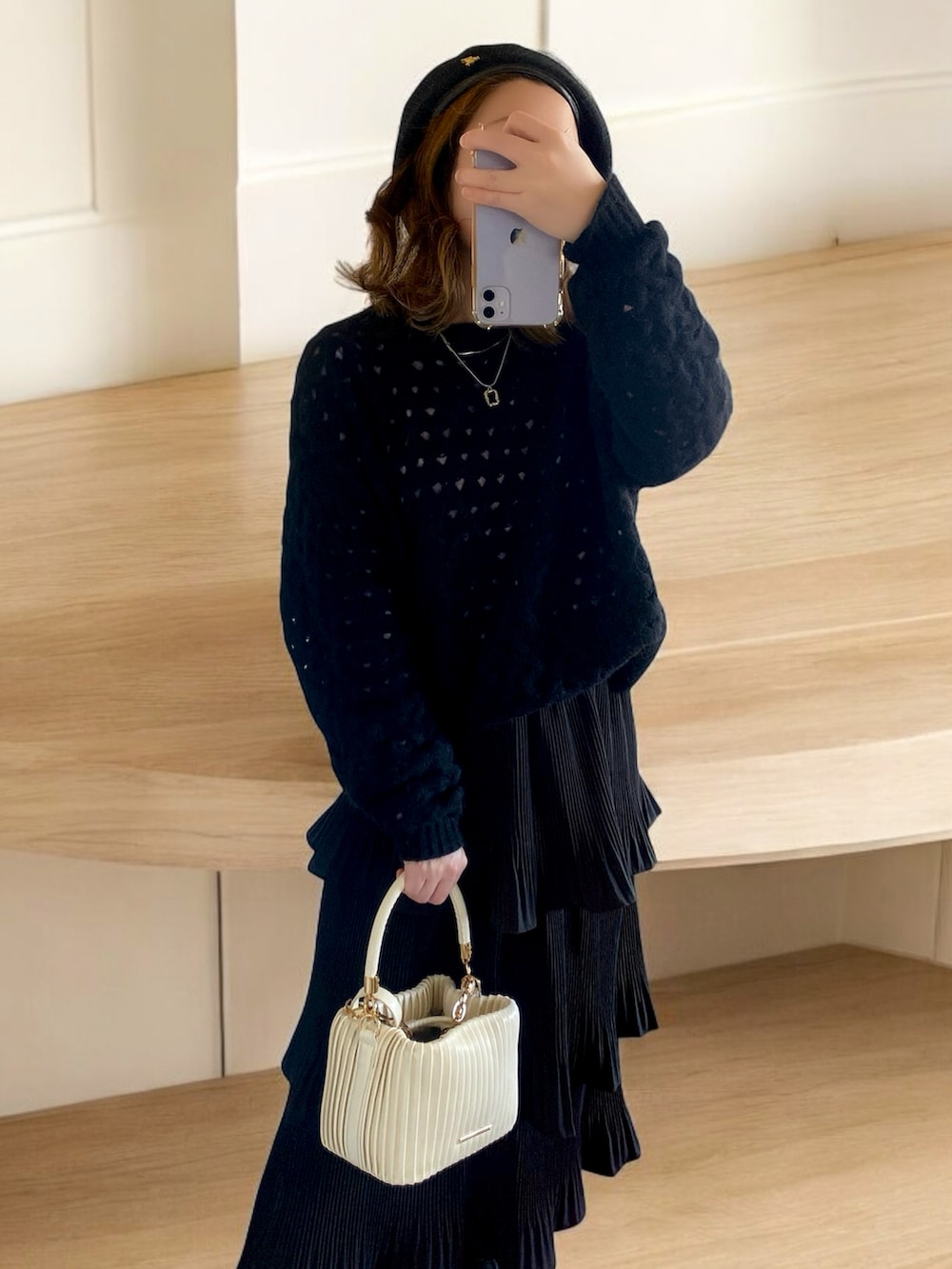 Gini   Akiさんの「【アンゴラ混】透かし編みニット（NOISE MAKER）」を使ったコーディネートの3枚目の写真