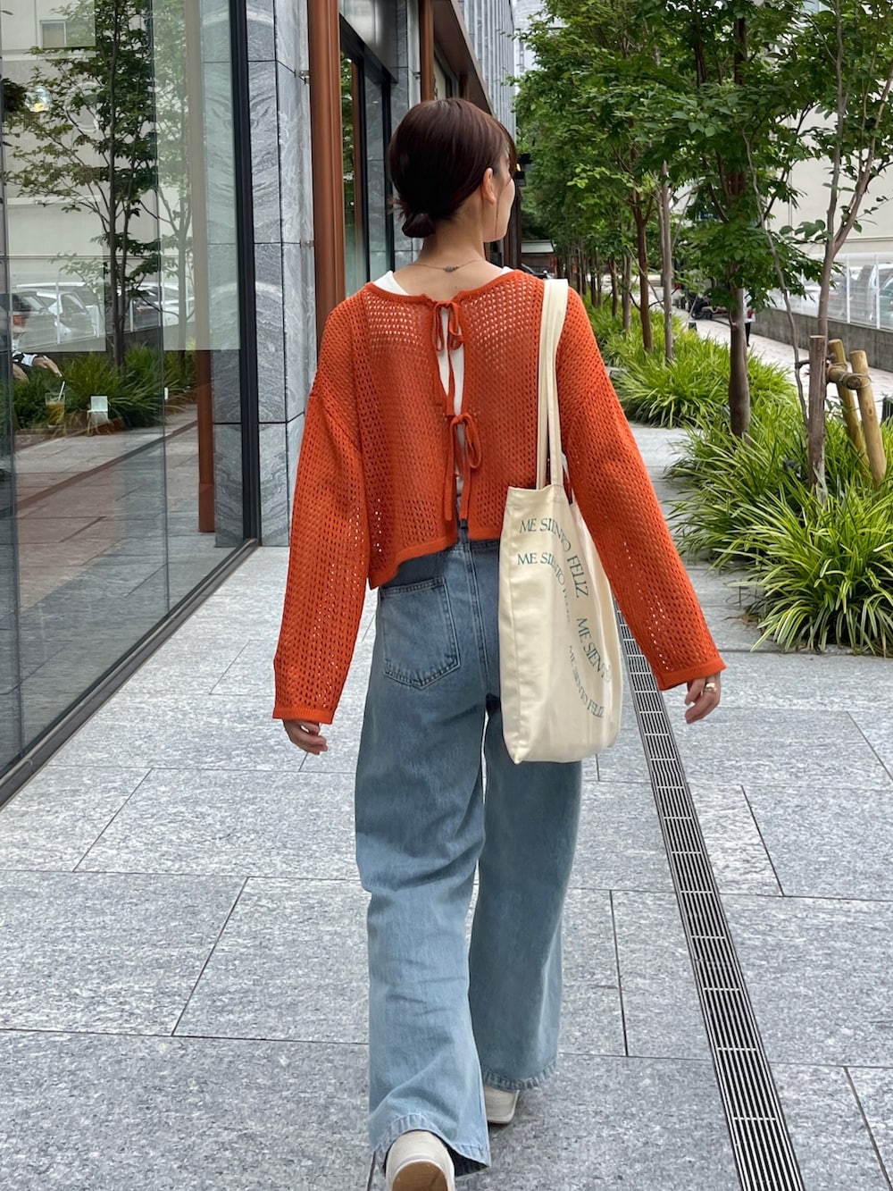 asuka さんの「リボン付き2WAYメッシュニット（CPCM）」を使ったコーディネートの3枚目の写真