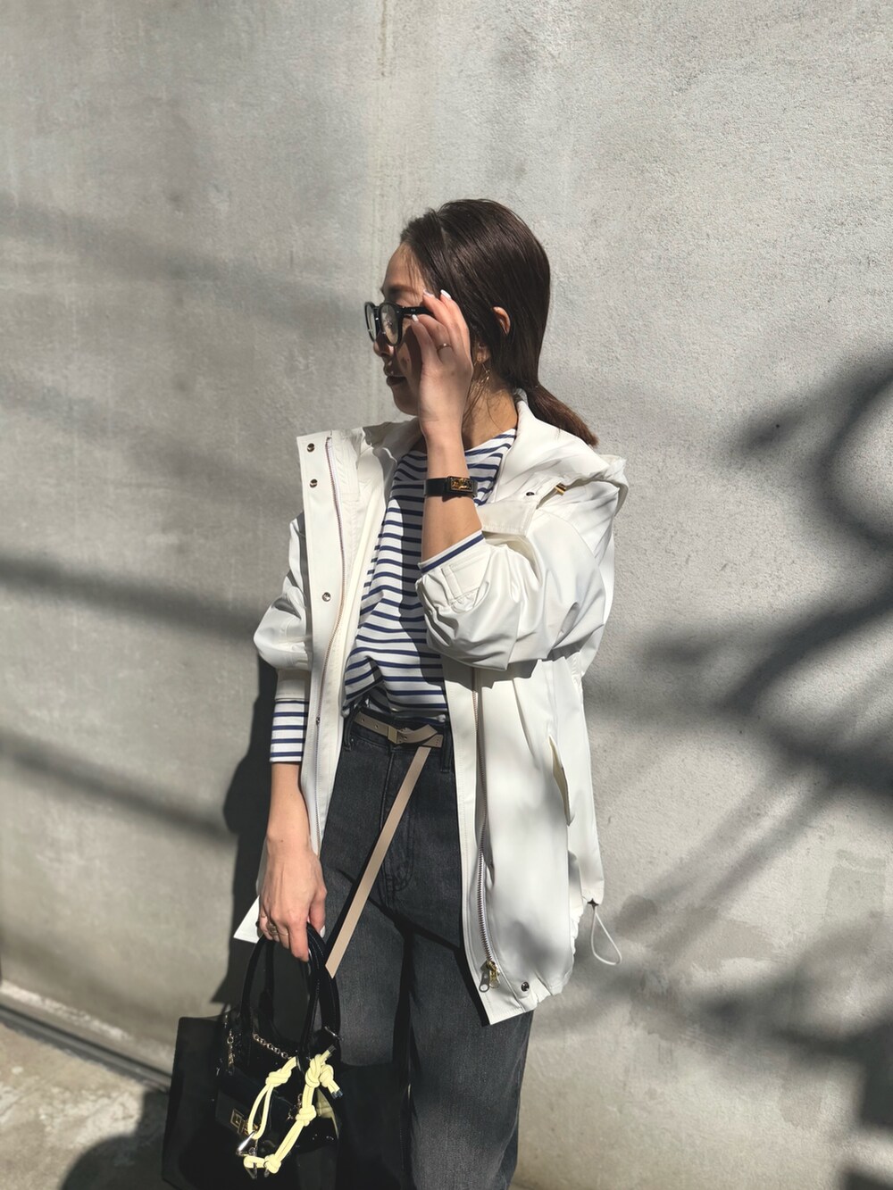 「NOLLEY’Sのトライアングルカラビナマルチチャーム(ブローチ/コサージュ、イエロー系)」を使った、ISHIDAさん(レディース・158cm)の春コーディネートの9枚目の写真