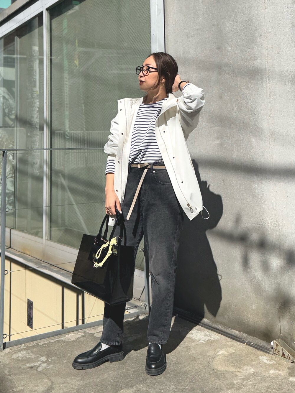 「NOLLEY’Sのトライアングルカラビナマルチチャーム(ブローチ/コサージュ、イエロー系)」を使った、ISHIDAさん(レディース・158cm)の春コーディネートの7枚目の写真