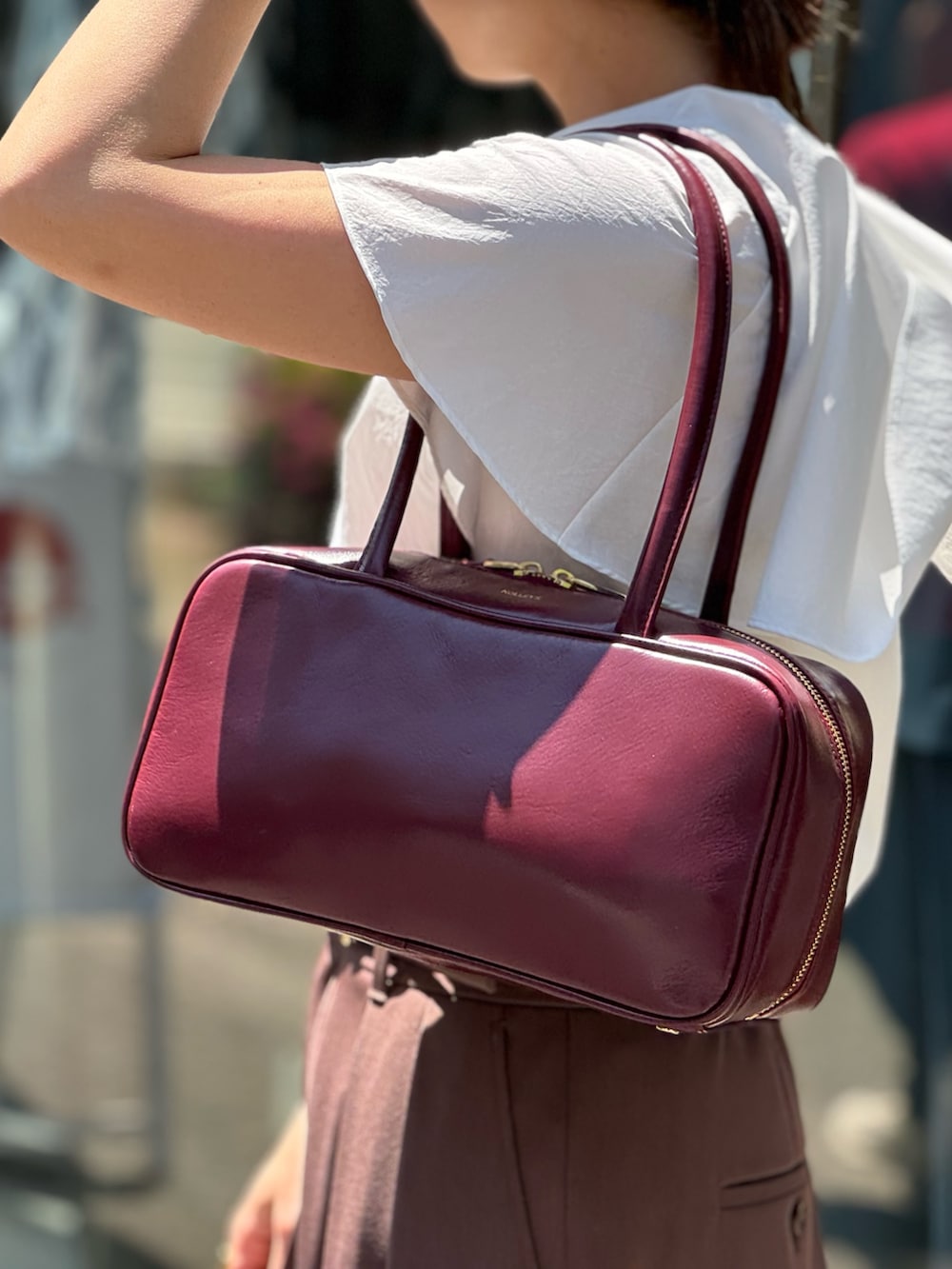 「ブラウンコーデ、ブラウン、ブラウンパンツ、スポーツミックス、デートコーデ、夏コーデ、夏服、オトナ女子、150cm台コーデ、夏、春夏コーデ、フリル」|「NOLLEY’S Sophiのウォッシャブル強撚ツイルワイドパンツ(その他パンツ、ブラウン系)」を使った、ISHIDAさん(レディース・158cm)の夏コーディネートの10枚目の写真