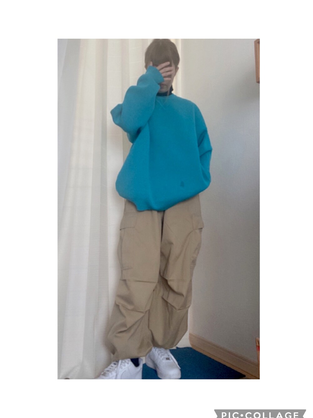 「メンズライク、カーゴパンツ、カジュアルコーデ、おしゃれさんと繋がりたい、スウェット」｜「JEANASISのアイテム（スウェット、ブルー系）」を使った、amu1002さん（レディース・159cm）の冬コーディネートの2枚目の写真