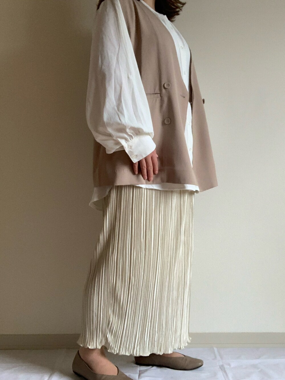 「秋ルック紹介するよ」｜「Crispのアイテム（ベスト、ブラウン系）」を使った、yuuさん（レディース・154cm）の秋コーディネートの2枚目の写真