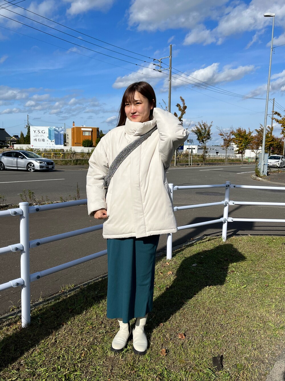 yumeさんの「袖脱着ストレッチ中綿ジャケット（CPCM）」を使ったコーディネートの2枚目の写真