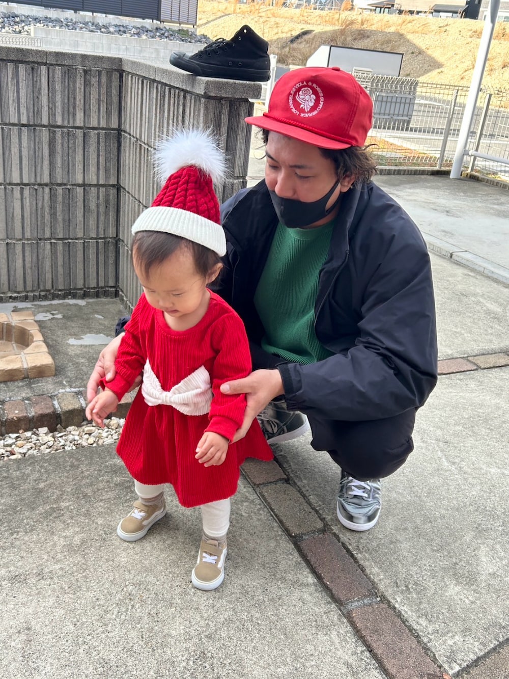 「お洒落さんとつながりたい、クリスマスコーデ、GU、S.F.C、SEESEE、NIKE、ダンクハイ、冬コーデ、スニーカー、ストリート」｜「GUのアイテム（ジャケット/アウター、ブラック系）」を使った、Ryuさん（メンズ・172cm）の冬コーディネートの3枚目の写真
