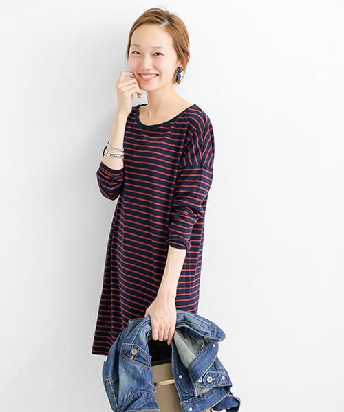 URBAN RESEARCH(アーバンリサーチ)の「ボーダーチュニック(チュニック・レディース・NVY×OFF/OFF×NVY/NAVY×RED・FREE)」の7枚目の写真
