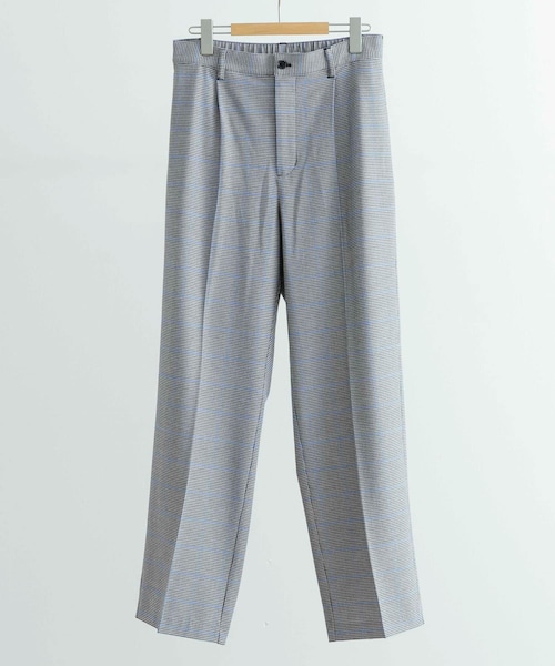 ITEMS URBANRESEARCH（アイテムズ アーバンリサーチ）の「『セットアップ対応』ウォッシャブル×クールタッチTRストレートパンツ（その他パンツ・メンズ・BLK/BEG/GRY/CHK・M/L）」の4枚目の写真