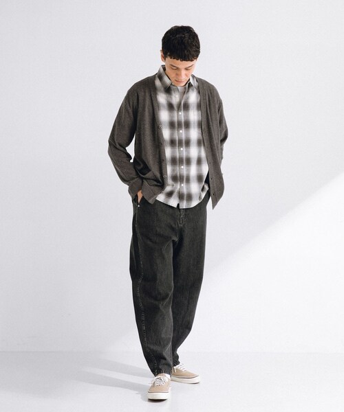 URBAN RESEARCH Sonny Label（アーバンリサーチサニーレーベル）の「リネン混ニットカーディガン（カーディガン/ボレロ・メンズ・チャコール/ナチュラル/ネイビー/ピンク・M/L）」の9枚目の写真