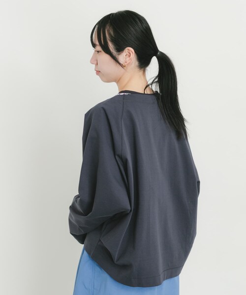 EKAL(エカル)の「シルケットコットンロングスリーブTシャツ(Tシャツ/カットソー・レディース・オフ/ネイビー・One)」の18枚目の写真