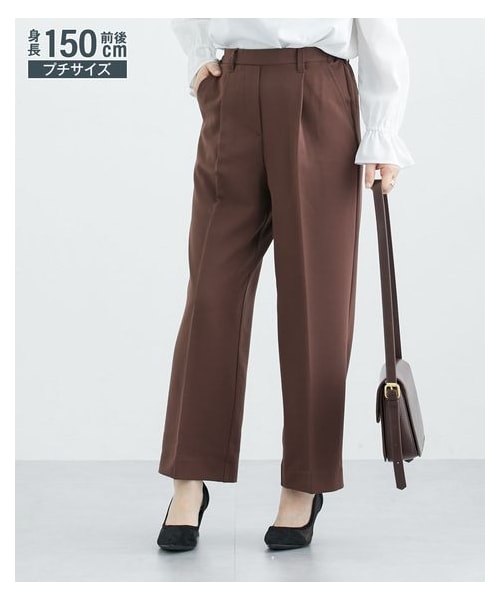 nissen（ニッセン）の「小さいサイズ　きれい見えセミワイドパンツ（股下64ｃｍ）　低身長さん・小柄女性（パンツ・レディース・ベージュ/スモーキーグリーン/黒/ネイビー/ブラウンチェック/ピンク/グレー/エクリュ/ブラウン・PSS/PS/PM/PL）」の11枚目の写真