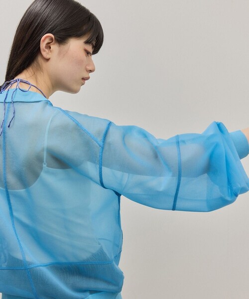 ADAM ET ROPE'(アダムエロペ)の「【サステナブル】シアーロゴカーディガン(カーディガン/ボレロ・レディース・ブラック/ホワイト/ブルー系・F)」の11枚目の写真