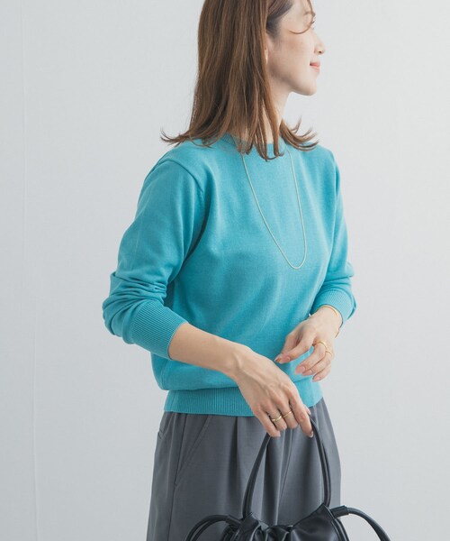 URBAN RESEARCH DOORS（アーバンリサーチドアーズ）の「オーガニックコットンクルーネックプルオーバー（ニット/セーター・レディース・OFF/YELLOW/BLUE・Free）」の16枚目の写真