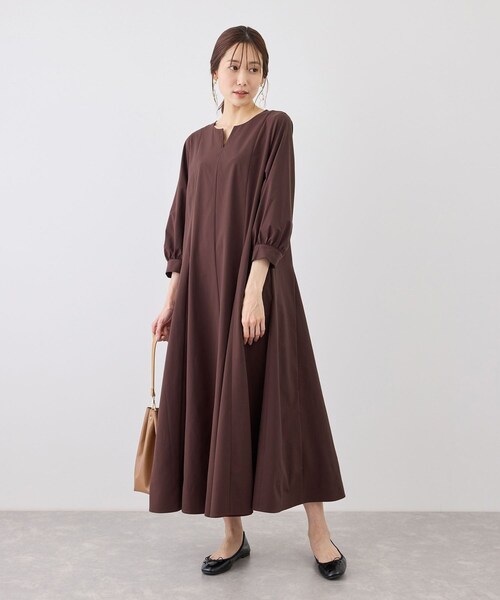 ROPE' PICNIC（ロペピクニック）の「7分袖リラックスワンピース（ワンピース・レディース・ブラック/ダークブラウン/ベージュ/ブルー・F）」の15枚目の写真